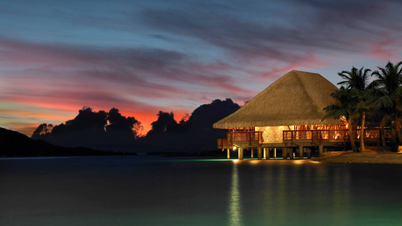Sunset Restaurant & Bar